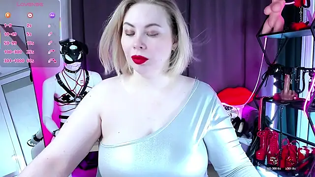 Anna Maxwell online show from August 6, 2:07 am