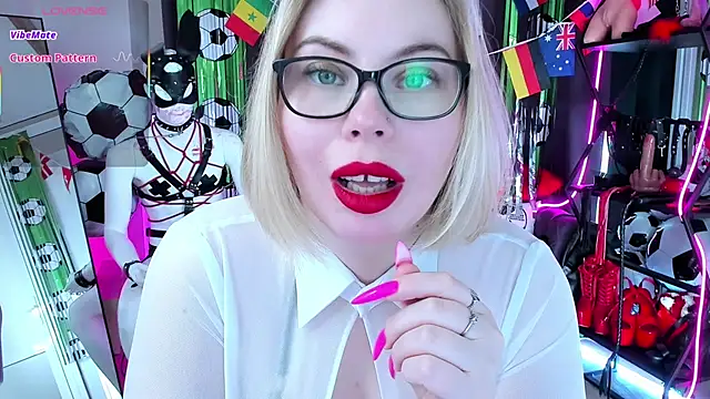 Anna Maxwell online show from July 13, 2:45 am