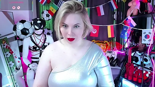 Anna Maxwell online show from June 12, 2:30 am