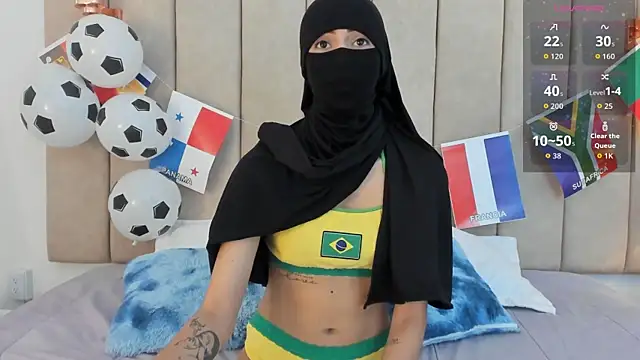  Zahiira  online show from June 20, 12:31 pm
