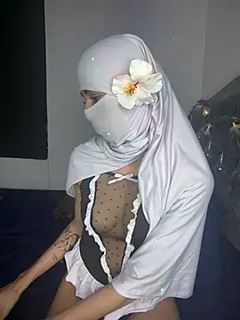  Zahiira  online show from July 26, 1:57 am
