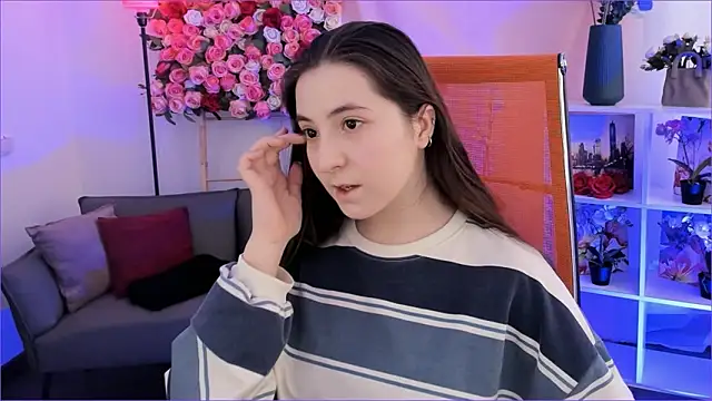 VirtuallVoyant online show from February 4, 7:33 am