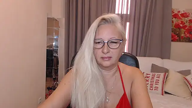Snapshot of ValeriaSharm chatting on September 27, 1:46 am ValeriaSharm online show from September 27, 1:46 am