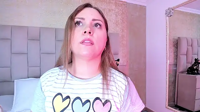 Snapshot of cloesummerr_ chatting on September 26, 1:53 pm cloesummerr online show from September 26, 1:53 pm