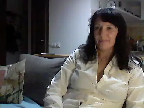 Snapshot of Elena48324 chatting on October 11, 7:38 pm Elena48324 online show from October 11, 7:38 pm