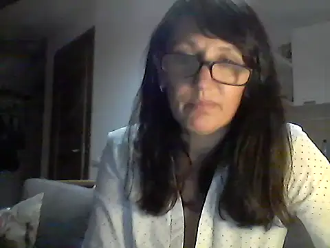 Snapshot of Elena48324 chatting on September 29, 5:18 pm Elena48324 online show from September 29, 5:18 pm