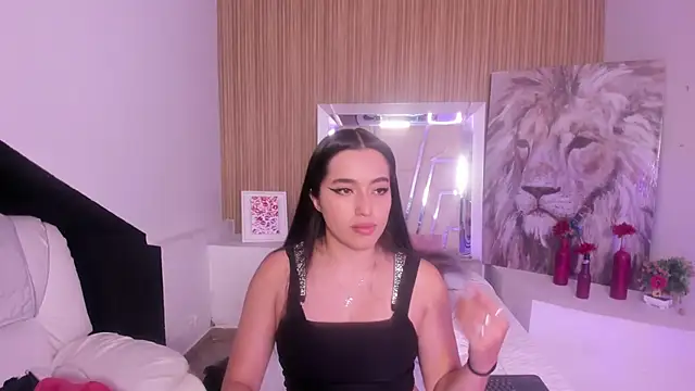 Starbutterflyy  online show from February 15, 5:10 am