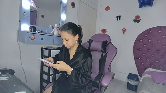 soffy rosses online show from July 27, 2:08 am