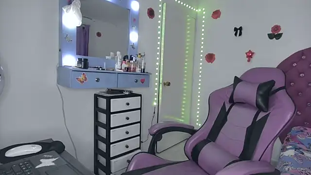 soffy rosses online show from June 15, 2:34 am
