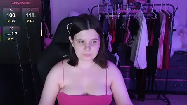 AmyVibess online show from June 20, 6:22 pm