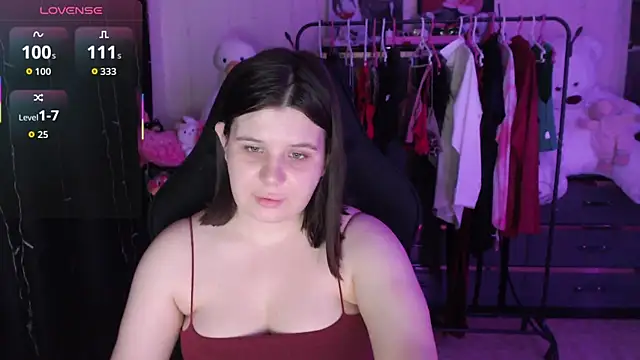 AmyVibess online show from June 9, 7:13 pm