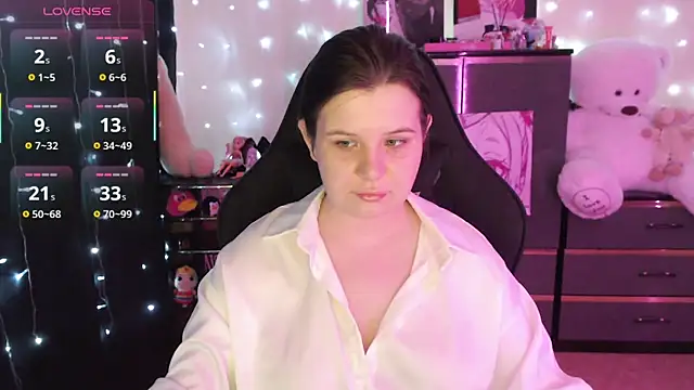 Snapshot of AmyVibess chatting on September 9, 8:08 pm AmyVibess online show from September 9, 8:08 pm