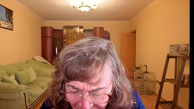 Betty Brick online show from January 10, 3:28 pm