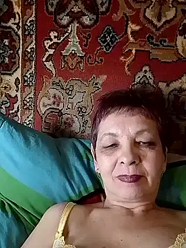 Rose60301 online show from October 8, 5:50 pm