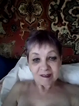 Rose60301 online show from July 19, 4:31 pm