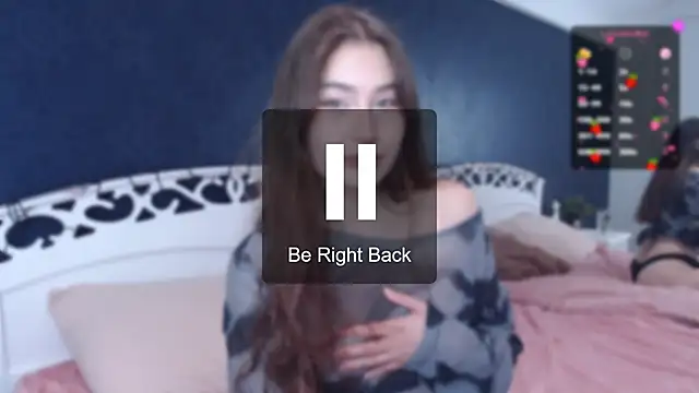 Snapshot of Lili_Luuu chatting on October 11, 12:26 am Lili Luuu online show from October 11, 12:26 am