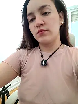 KattyHotson online show from May 18, 8:48 pm