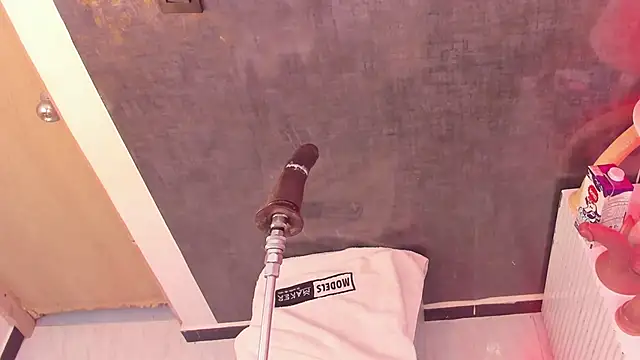 sharlotthe bigass online show from March 8, 1:02 am