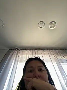 Snapshot of Liza_Will chatting on September 12, 9:29 am Liza Will online show from September 12, 9:29 am