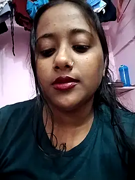 Snapshot of Fun__with__Prity chatting on October 28, 6:24 pm Fun  with  Prity online show from October 28, 6:24 pm