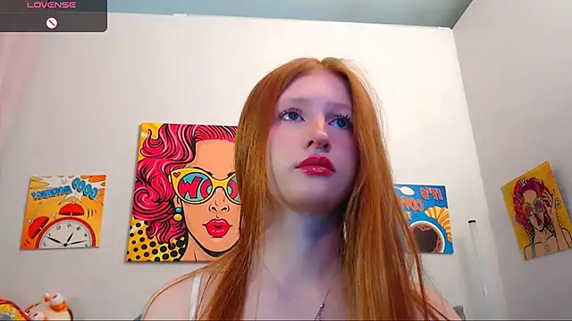 Snapshot of LuxXAngel chatting on October 15, 11:51 pm LuxXAngel online show from October 15, 11:51 pm