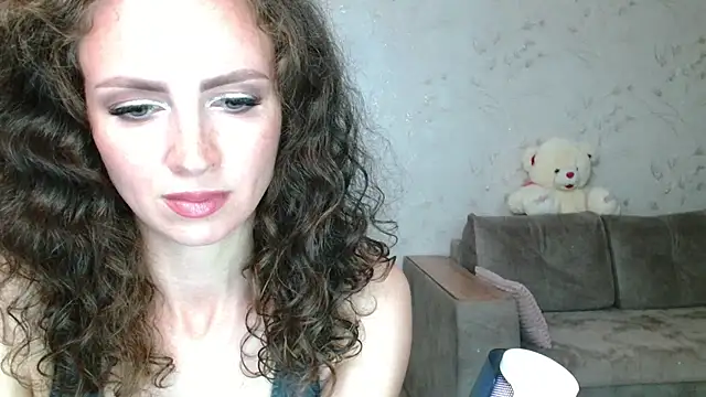 Amber Carrol online show from July 6, 3:47 pm