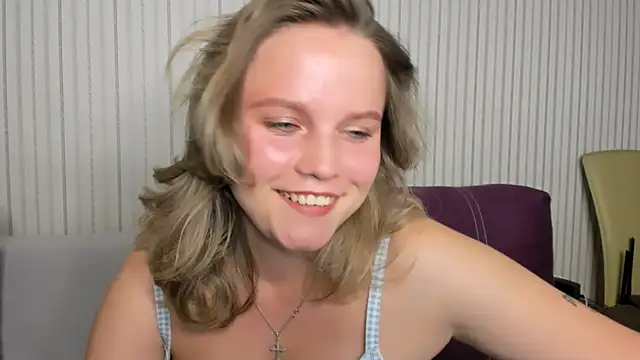 Snapshot of milalapka chatting on September 22, 7:56 pm milalapka online show from September 22, 7:56 pm