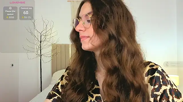 Real cutie1 online show from July 1, 1:21 pm