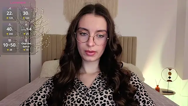 Real cutie1 online show from June 12, 1:30 pm