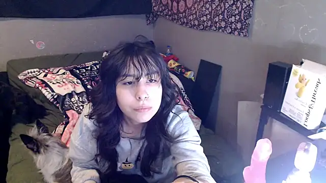 London Ray online show from February 21, 8:09 pm