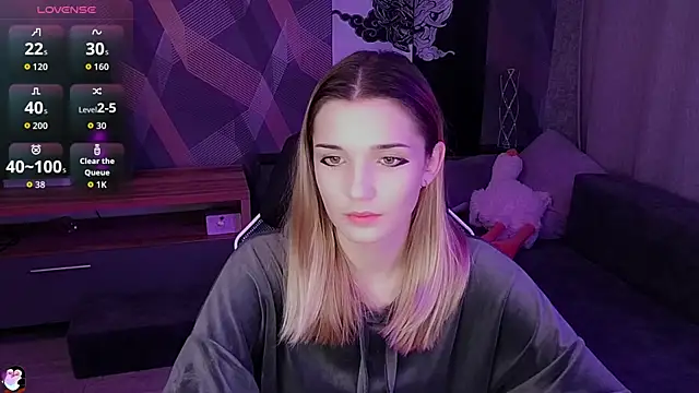 Sandy Belle online show from November 20, 9:16 pm