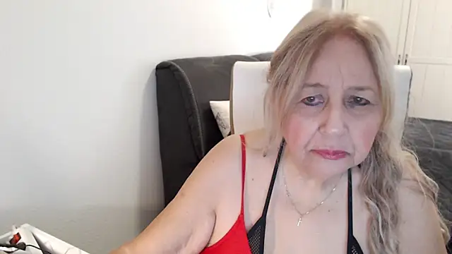 SusiLifeXXX online show from June 9, 6:18 pm