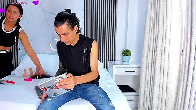 JackAndRosse  online show from June 15, 1:22 pm