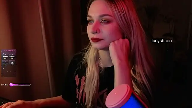 Lucyinthesheets online show from October 1, 7:41 pm