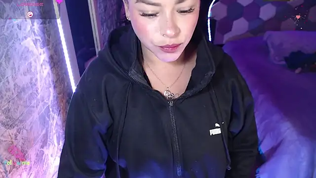 Danniela20 online show from June 16, 4:46 am