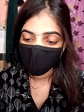 Snapshot of Queen_Pooja7 chatting on October 3, 5:29 pm Queen Pooja7 online show from October 3, 5:29 pm