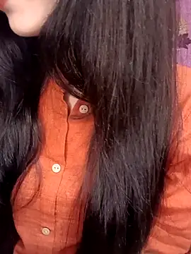 Snapshot of Queen_Pooja7 chatting on September 12, 6:15 pm Queen Pooja7 online show from September 12, 6:15 pm
