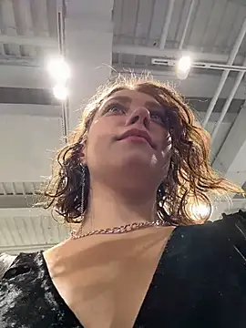 Snapshot of lucy-joy chatting on October 11, 10:31 am lucy-joy online show from October 11, 10:31 am