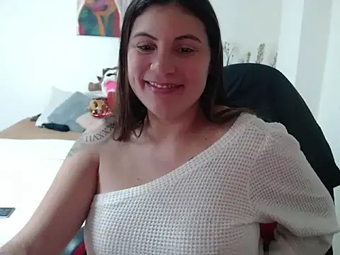 Snapshot of Secret_Bella chatting on October 12, 11:56 am Secret Bella online show from October 12, 11:56 am