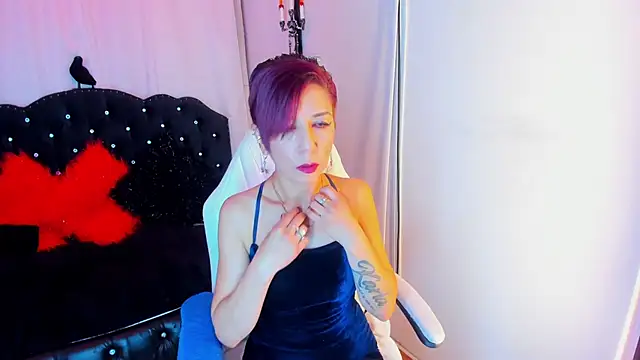 Trinityy   online show from November 23, 7:04 pm