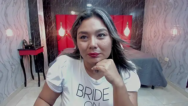 LatinaHoleQueen online show from February 23, 2:27 pm