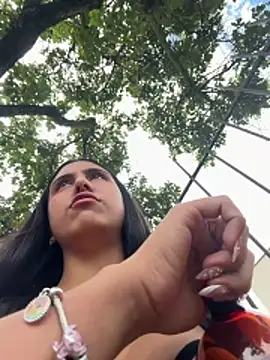 Sarahcutexoxox online show from June 15, 5:02 pm