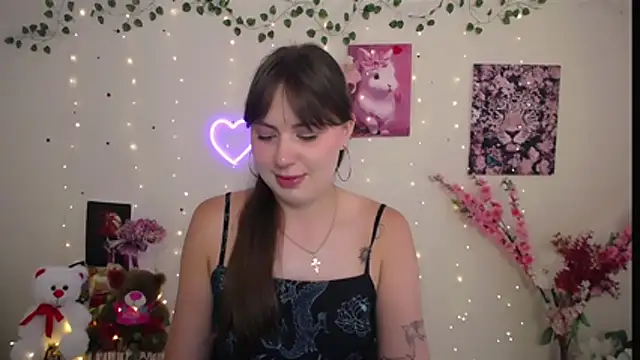 Amanda Bright  online show from July 4, 9:38 am