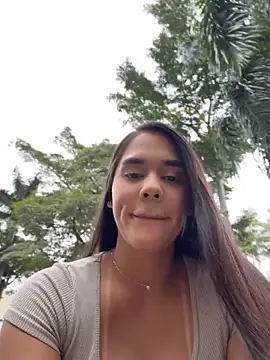 BellaLeclair online show from June 20, 6:22 pm