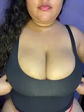 Snapshot of qxmila1 chatting on September 19, 10:53 pm qxmila1 online show from September 19, 10:53 pm