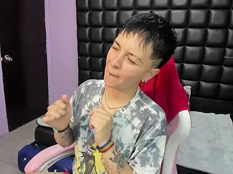  Hannah Hot online show from November 10, 12:33 pm