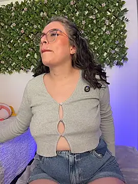 Katheerine online show from January 18, 1:02 am