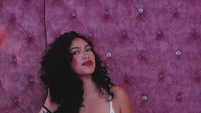 MaddisonBelucci online show from September 20, 9:02 pm