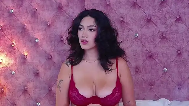 MaddisonBelucci online show from September 13, 8:50 pm