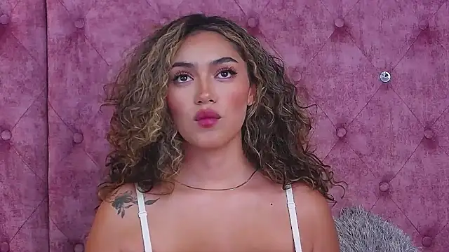 MaddisonBelucci online show from October 20, 12:13 am